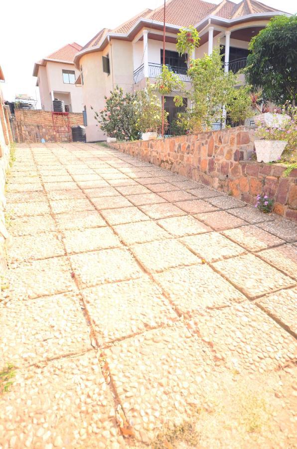 Kubus Homes Kigali Esterno foto